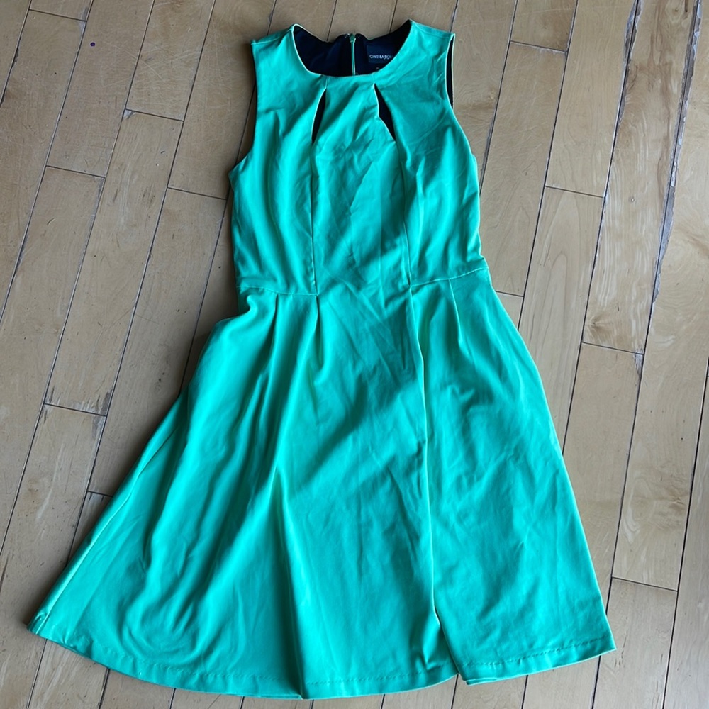 Mint green Cynthia rowley dress with pockets size small